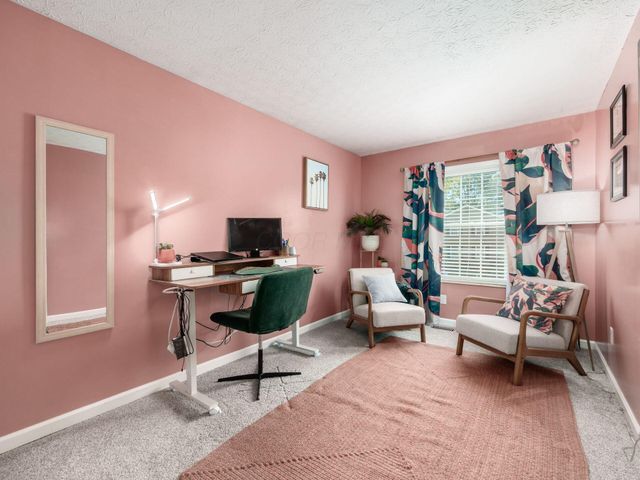 8346 Seabright Drive, Powell, OH 43065