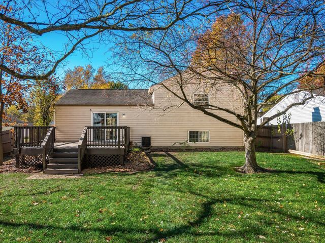 8346 Seabright Drive, Powell, OH 43065