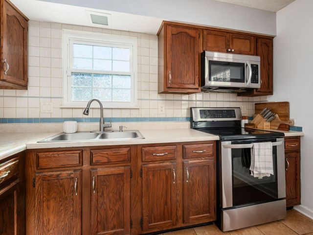 8346 Seabright Drive, Powell, OH 43065