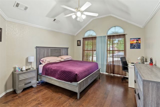 5600 Buckskin Drive, The Colony, TX 75056