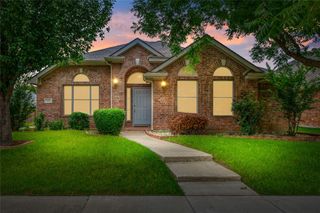 5600 Buckskin Drive, The Colony, TX 75056