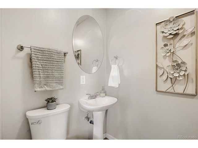 9925 W 20th Ave 19, Lakewood, CO 80215