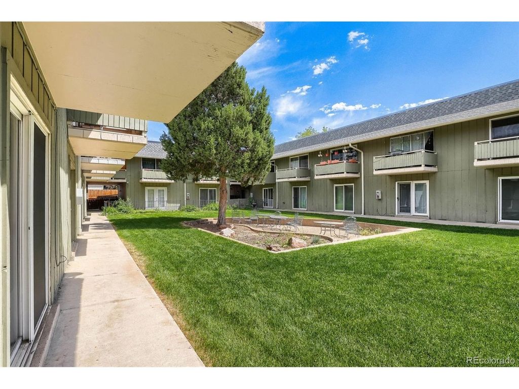 9925 W 20th Ave 19, Lakewood, CO 80215