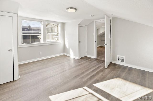 251 Wachtel Avenue, St Louis, MO 63125