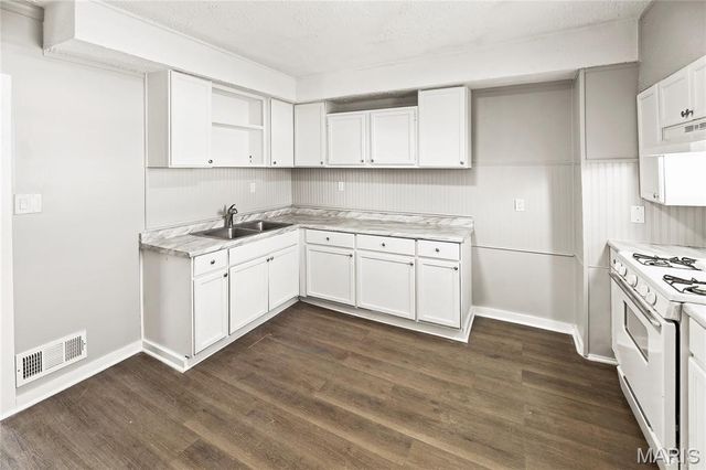 251 Wachtel Avenue, St Louis, MO 63125