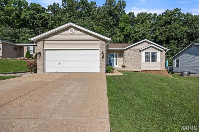 8599 Stone Mountain Court, Pevely, MO 63070