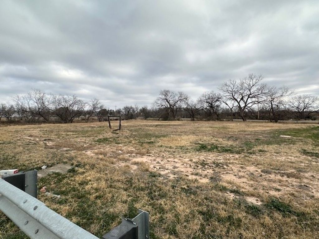 Image 13 of property listing at 0 S Hwy 87, San Angelo, TX 76903
