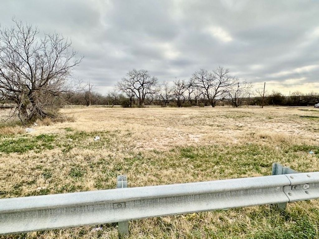 Image 15 of property listing at 0 S Hwy 87, San Angelo, TX 76903
