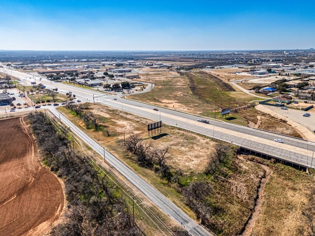 Image 20 of property listing at 0 S Hwy 87, San Angelo, TX 76903