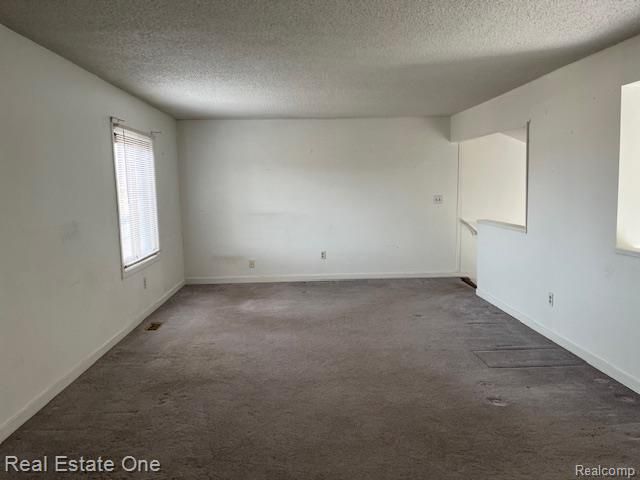 7147 Elmhurst, West Bloomfield, MI 48322
