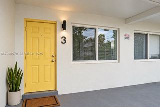 1210 NW 2nd St 3, Fort Lauderdale, FL 33311