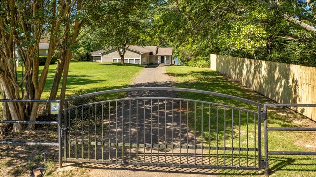 15460 McElroy Road, Whitehouse, TX 75791