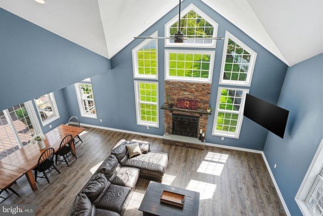 276 HAMPTON DR, Langhorne, PA 19047