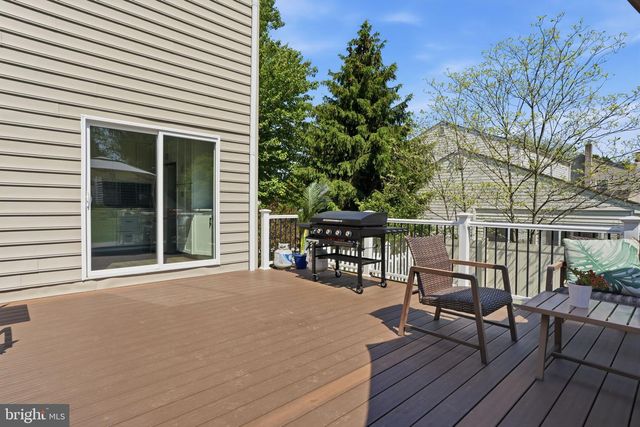 276 HAMPTON DR, Langhorne, PA 19047