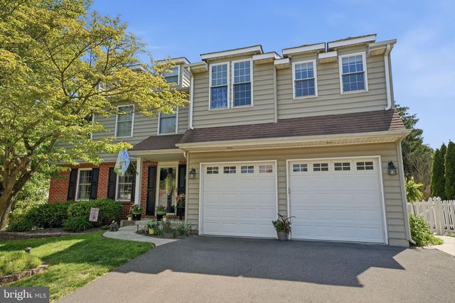 276 HAMPTON DR, Langhorne, PA 19047