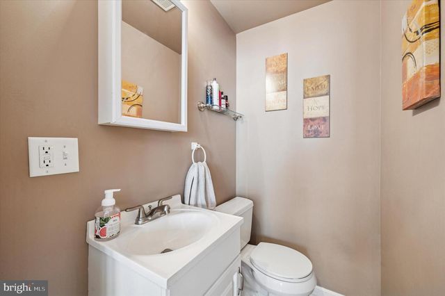 112 NEVIN ST, Ridley Park, PA 19078