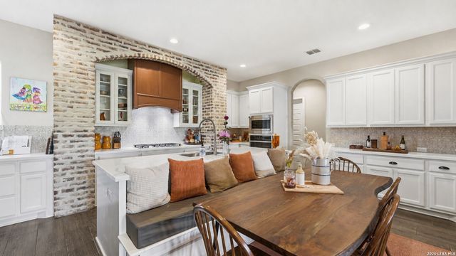 210 Jeff Vaughn, Blanco, TX 78606