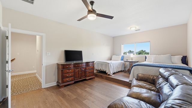 210 Jeff Vaughn, Blanco, TX 78606