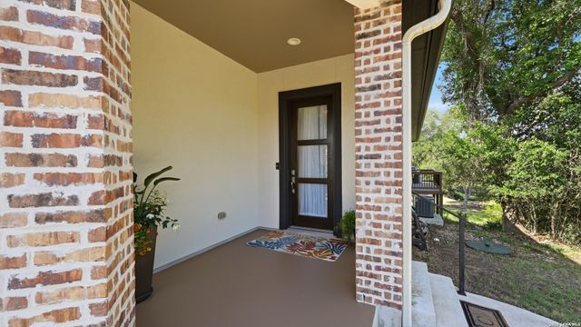 210 Jeff Vaughn, Blanco, TX 78606