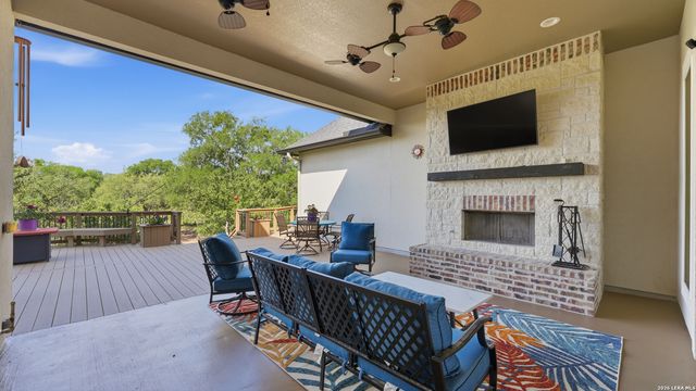 210 Jeff Vaughn, Blanco, TX 78606