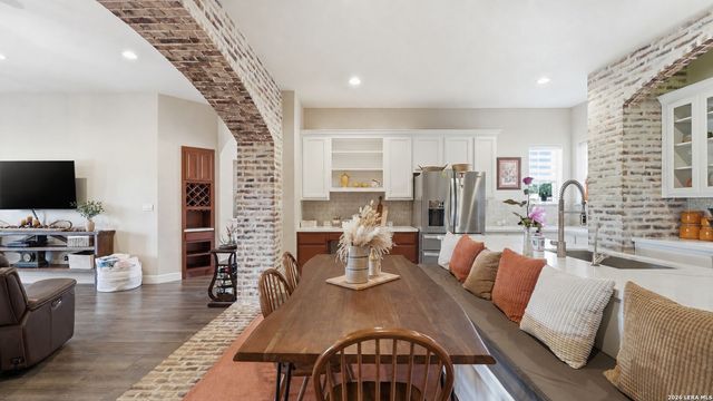 210 Jeff Vaughn, Blanco, TX 78606