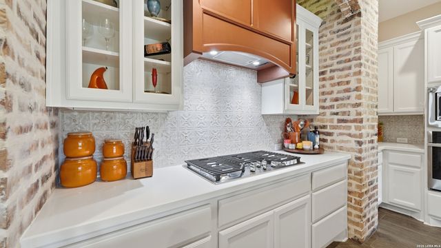 210 Jeff Vaughn, Blanco, TX 78606