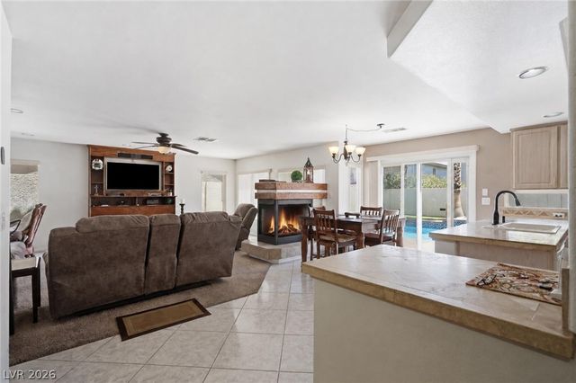 9752 Lookout Canyon Court, Las Vegas, NV 89183