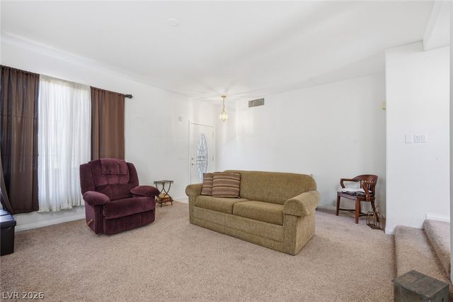 9752 Lookout Canyon Court, Las Vegas, NV 89183