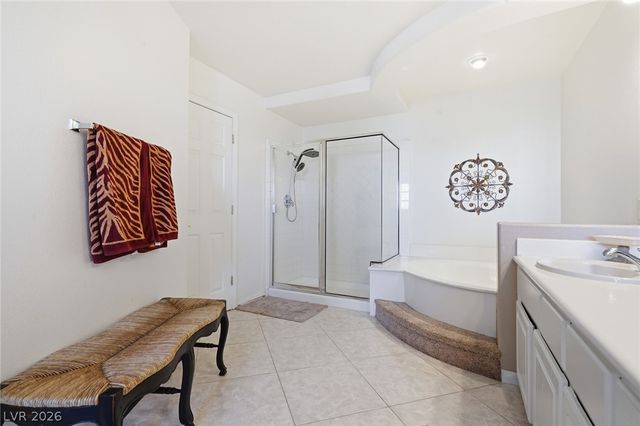 9752 Lookout Canyon Court, Las Vegas, NV 89183