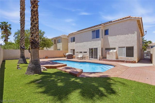 9752 Lookout Canyon Court, Las Vegas, NV 89183