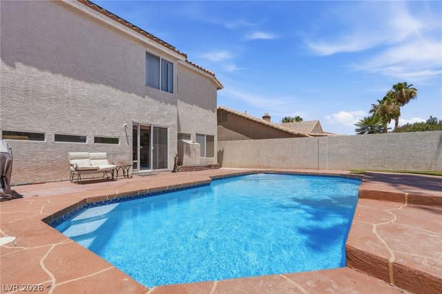 9752 Lookout Canyon Court, Las Vegas, NV 89183