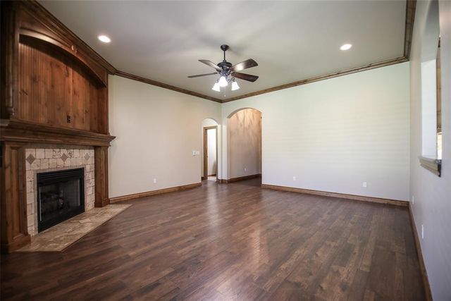 24995 Tanglewood Drive, Blanchard, OK 73010