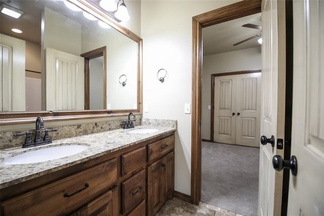 24995 Tanglewood Drive, Blanchard, OK 73010