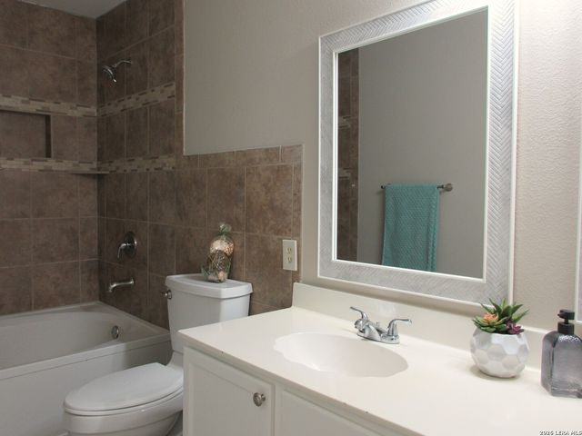 508 WAYWARD PASS, Schertz, TX 78154