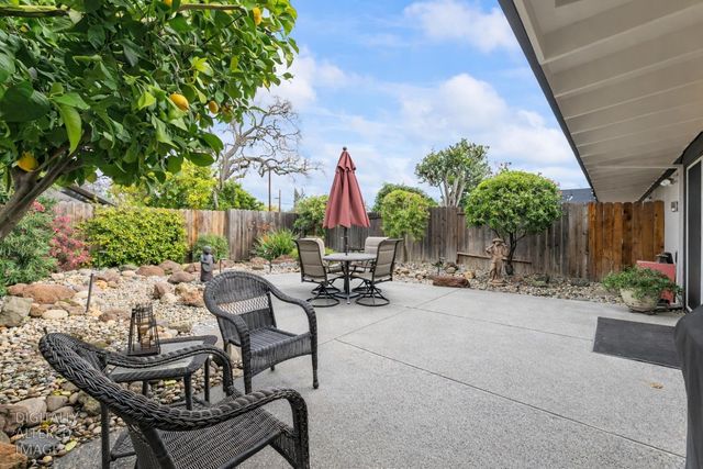 4719 Eli Ct, Carmichael, CA 95608