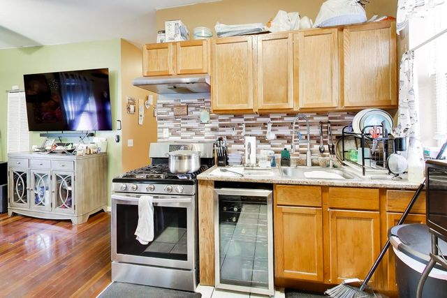 1116 S Homan Avenue, Chicago, IL 60624