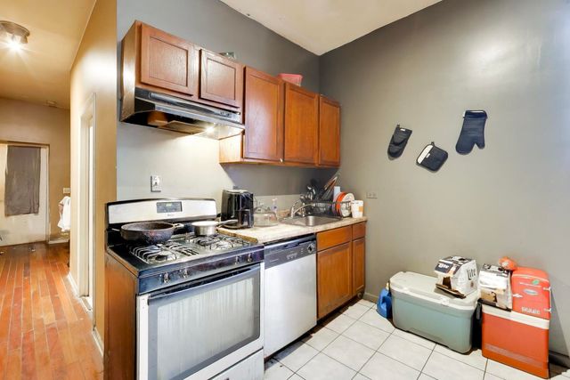 1116 S Homan Avenue, Chicago, IL 60624