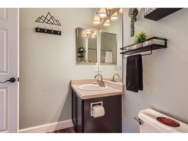 7312 Eagle Rock Dr, Littleton, CO 80125