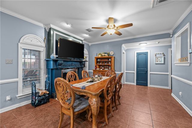 7014 Adbury Dr, Corpus Christi, TX 78413