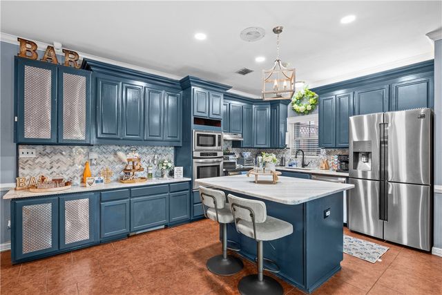 7014 Adbury Dr, Corpus Christi, TX 78413
