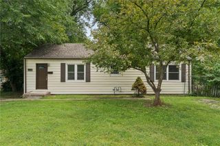 2811 S Northern Boulevard, Independence, MO 64052
