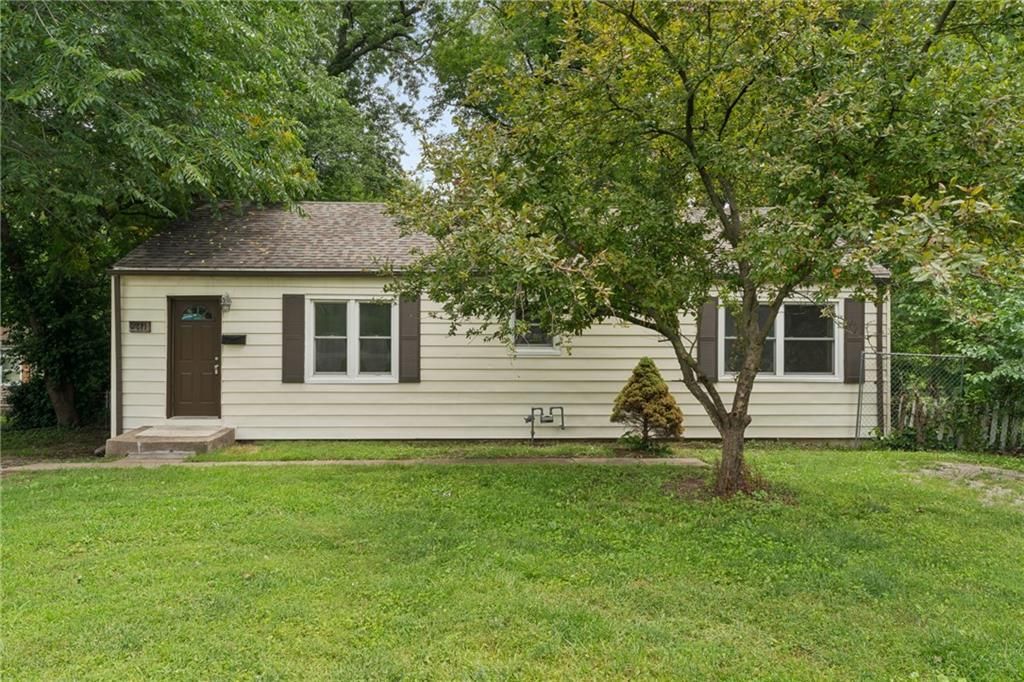 2811 S Northern Boulevard, Independence, MO 64052
