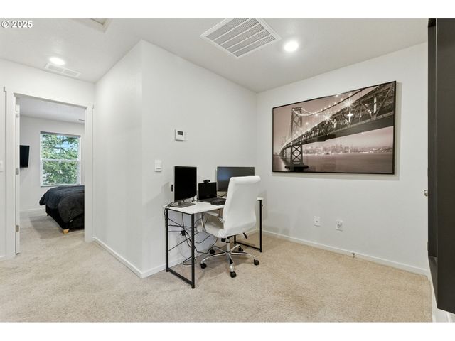 627 Ne 72ND St, Vancouver, WA 98665