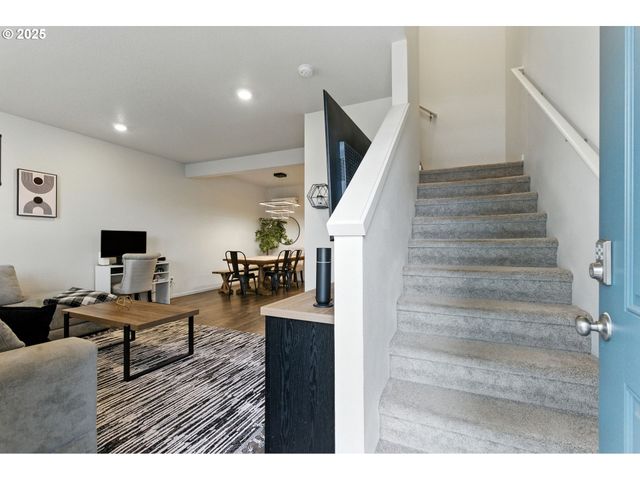 627 Ne 72ND St, Vancouver, WA 98665