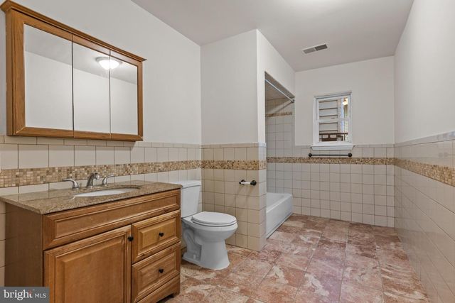 921 CARTERET AVE, Trenton, NJ 08618