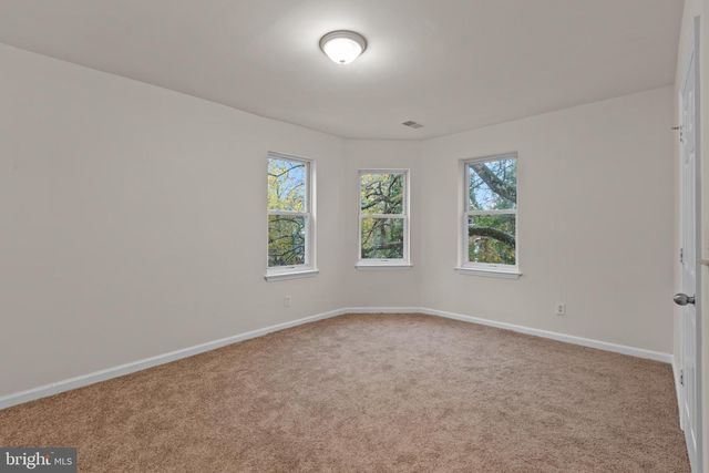 921 CARTERET AVE, Trenton, NJ 08618