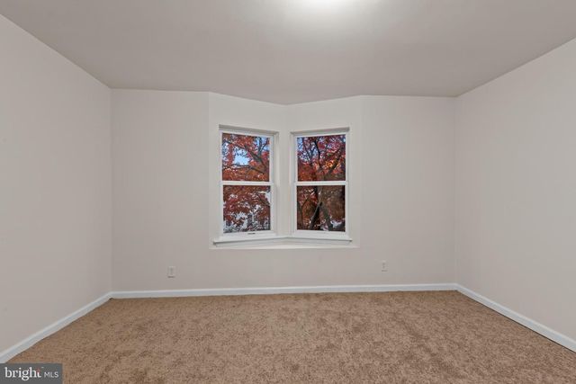 921 CARTERET AVE, Trenton, NJ 08618