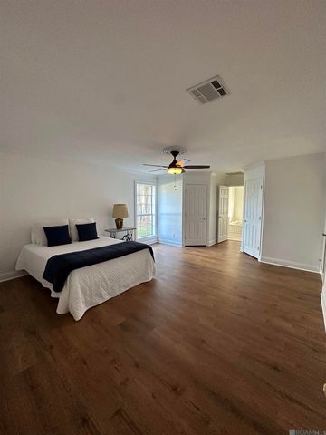 1017 Pauline Ct, Stephensville, LA 70380