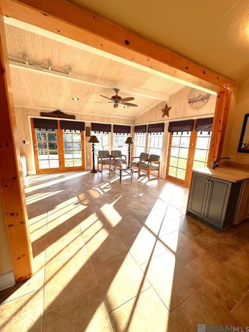 1017 Pauline Ct, Stephensville, LA 70380