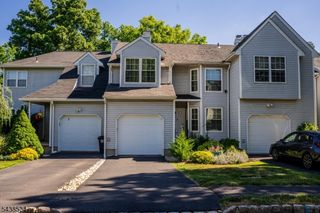 4 Delaware Ln, Branchburg Twp., NJ 08876